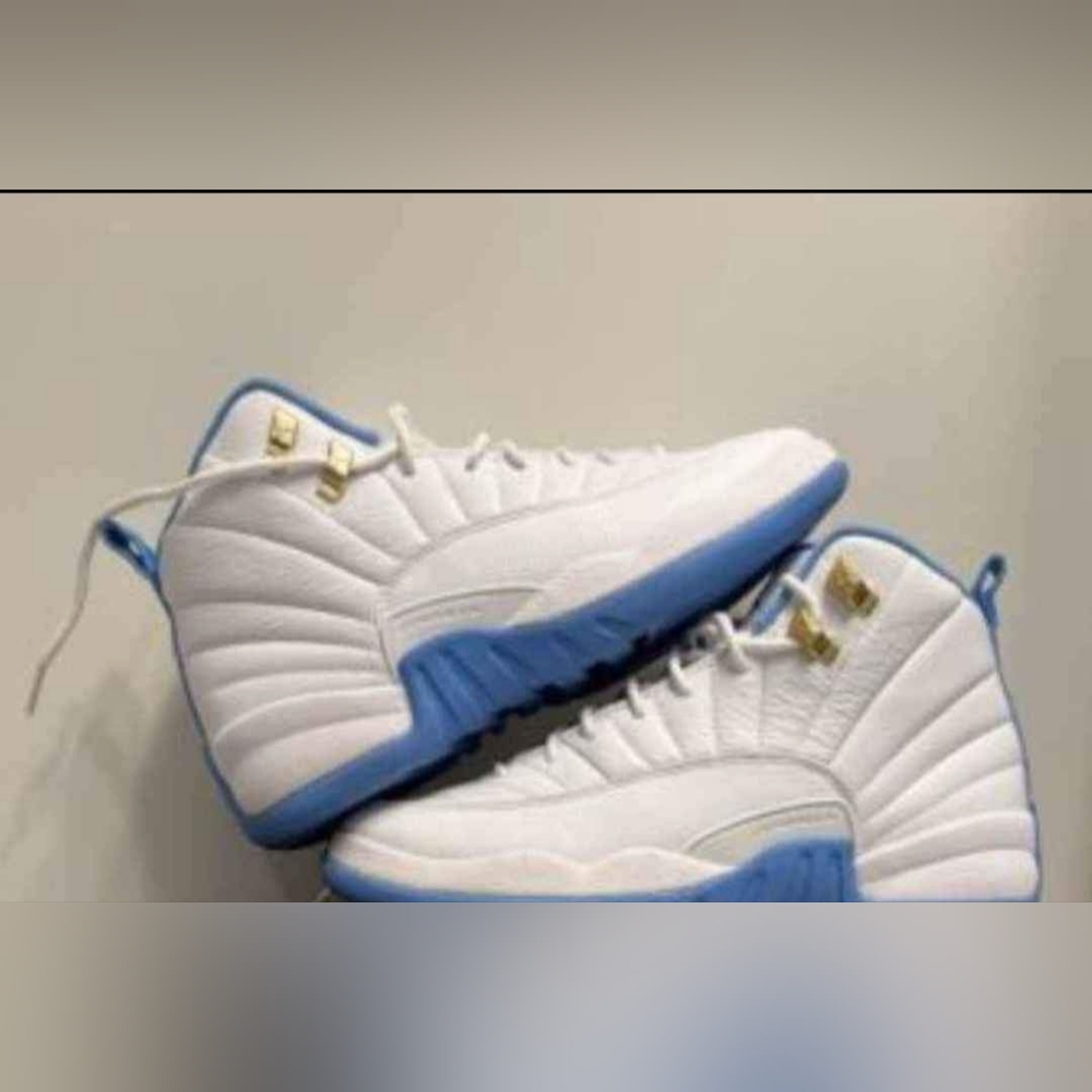 Jordan University Blues Retro 12 size 5 and 1/2